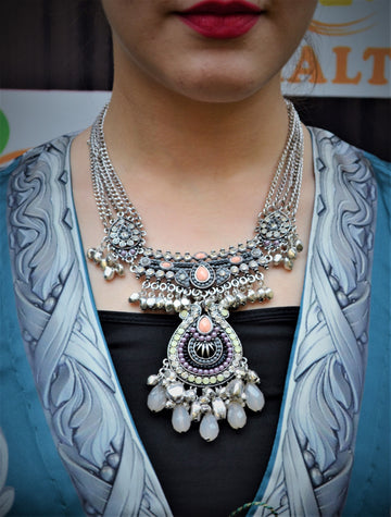 Chunky Tassel Necklas